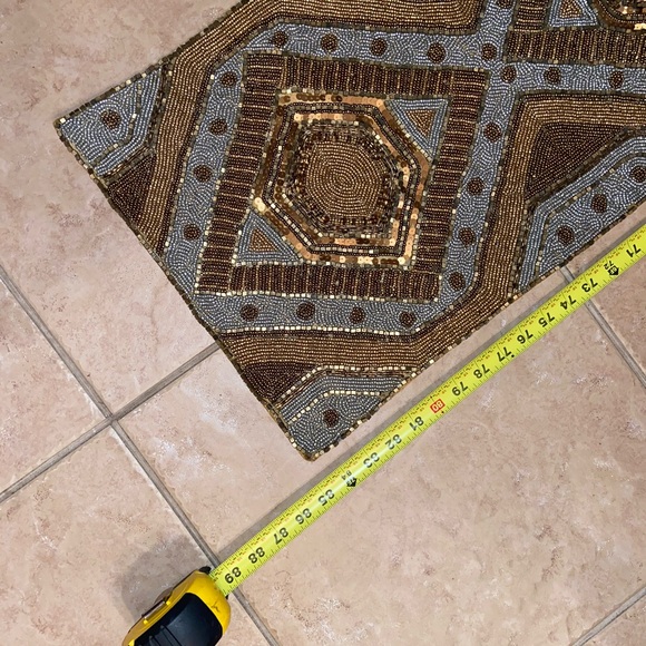 Z Galleries beaded table runner - Picture 9 of 11